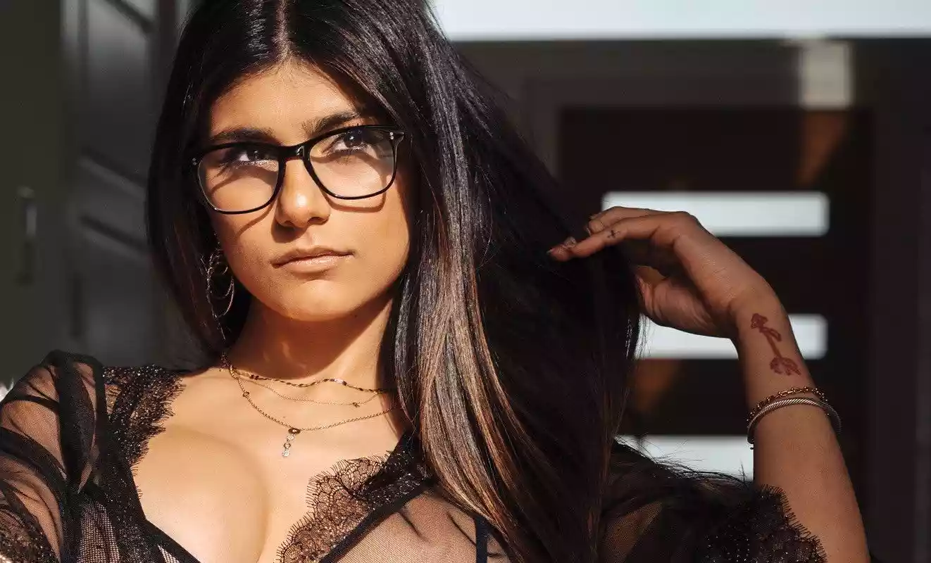 Mia Khalifa Biography